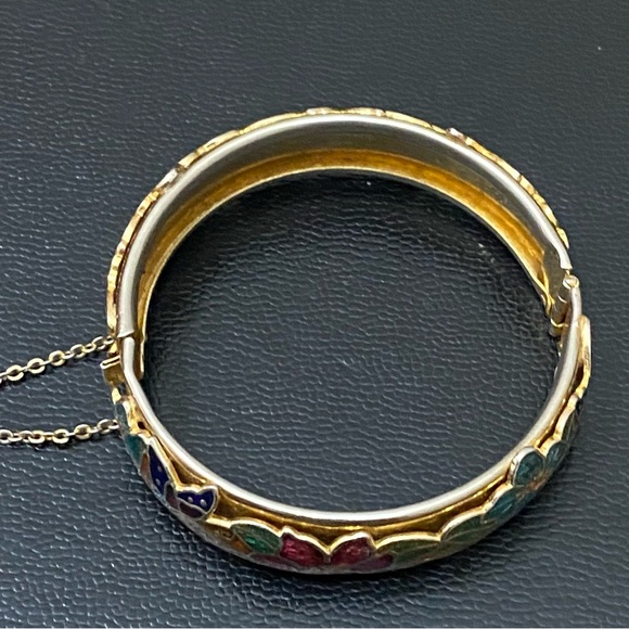 Vintage Unsigned Gold-tone Floral Flower Cloisonne Hinged Bangle Bracelet 36.2g - Picture 6 of 16